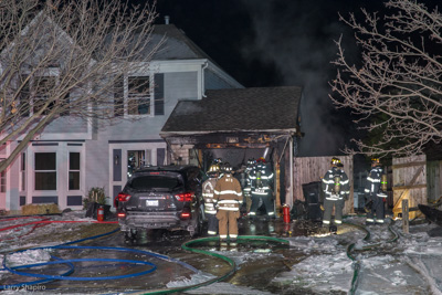 house fire at 115 Pinehurst Drive in Mundelein IL 1-6-18 Mundelein Fire Department