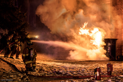 electric vault fire at 950 Elizabeth Court in Wheeling IL 1-3-18 shapirophotography.net Larry Shapiro photographer
