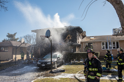 house fire at 539 Westmere Road in Des Plaines IL 1/26/18 shapirophotography.net Larry Shapiro photographer