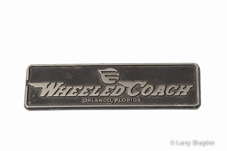 Wheeled_Coach-8904W